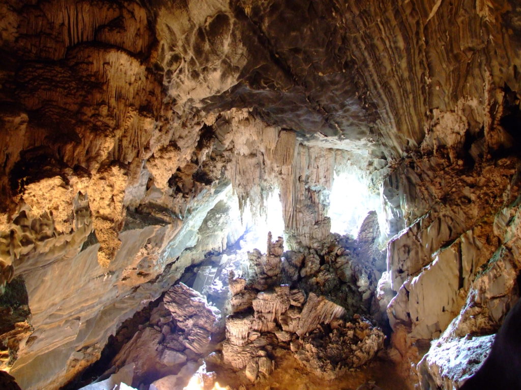 Caverna Morro Preto Petar